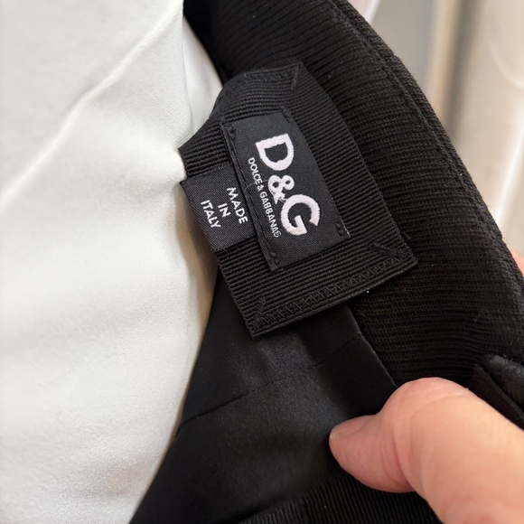 Dolce & Gabbana Classic Black Pencil Skirt – IT 42 (Fits US 4–Small 6) - Picture 9 of 9